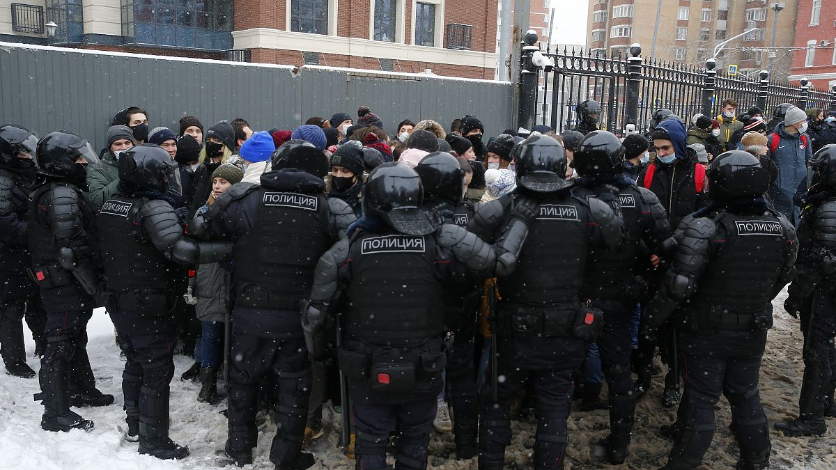 Protestolar, Sibirya ve Rusya'nın uzak doğusundan St Petersberg'e ve başkent Moskova'ya kadar birçok Rus şehrinde gerçekleşti