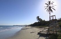 Una playa desierta de turistas en Cuba
