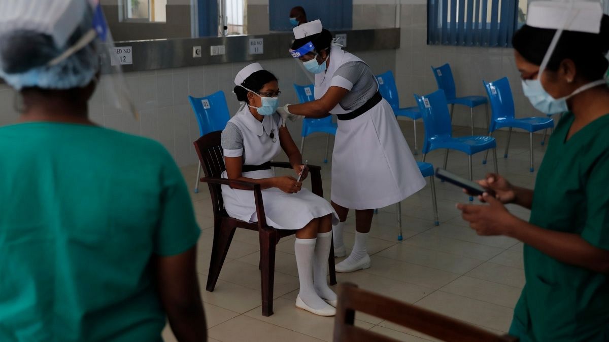 واکسیناسیون کادر درمانی در سریلانکا