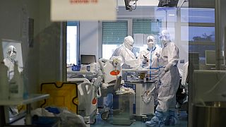 Alta presión hospitalaria en Portugal debido al avance de la COVID-19