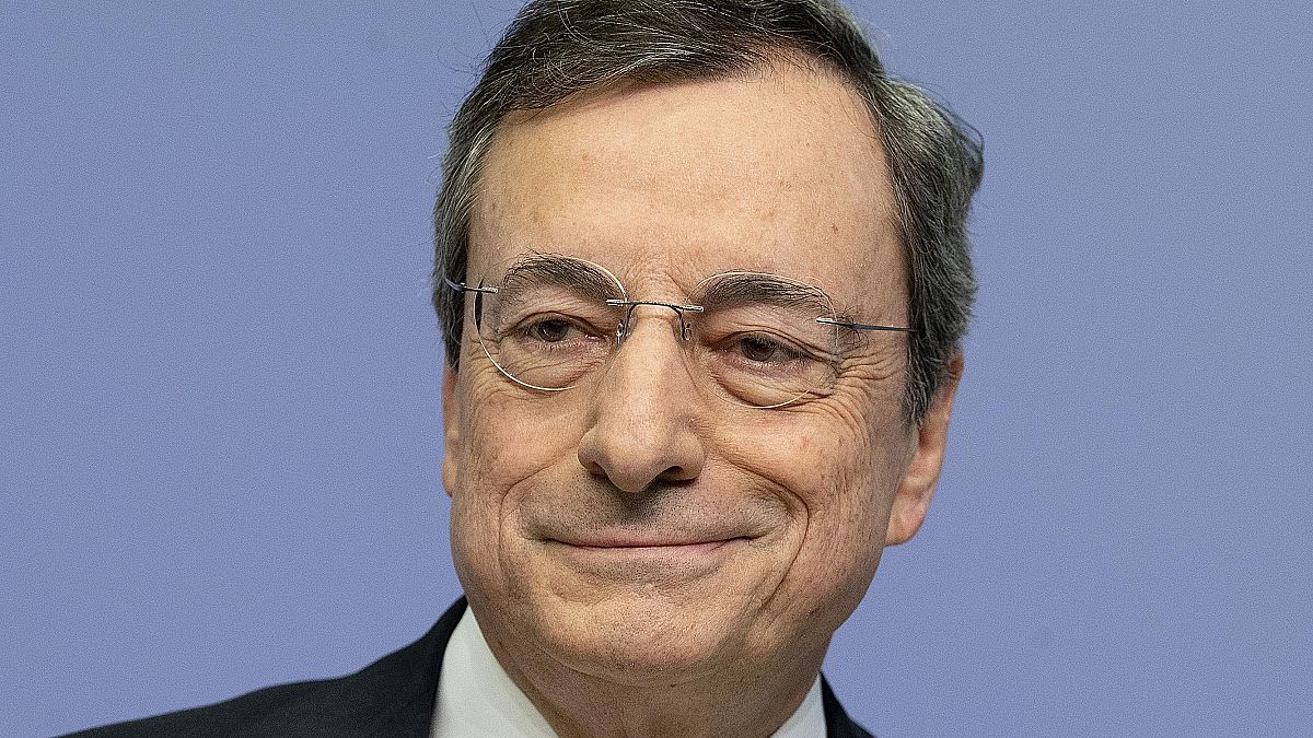 L'ex governatore della Banca d'Italia, Mario Draghi, in una foto del 2019