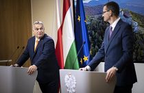 Orbán Viktor magyar és Mateusz Moraviecki lengyel kormányfő a december 10-i EU-csúcson