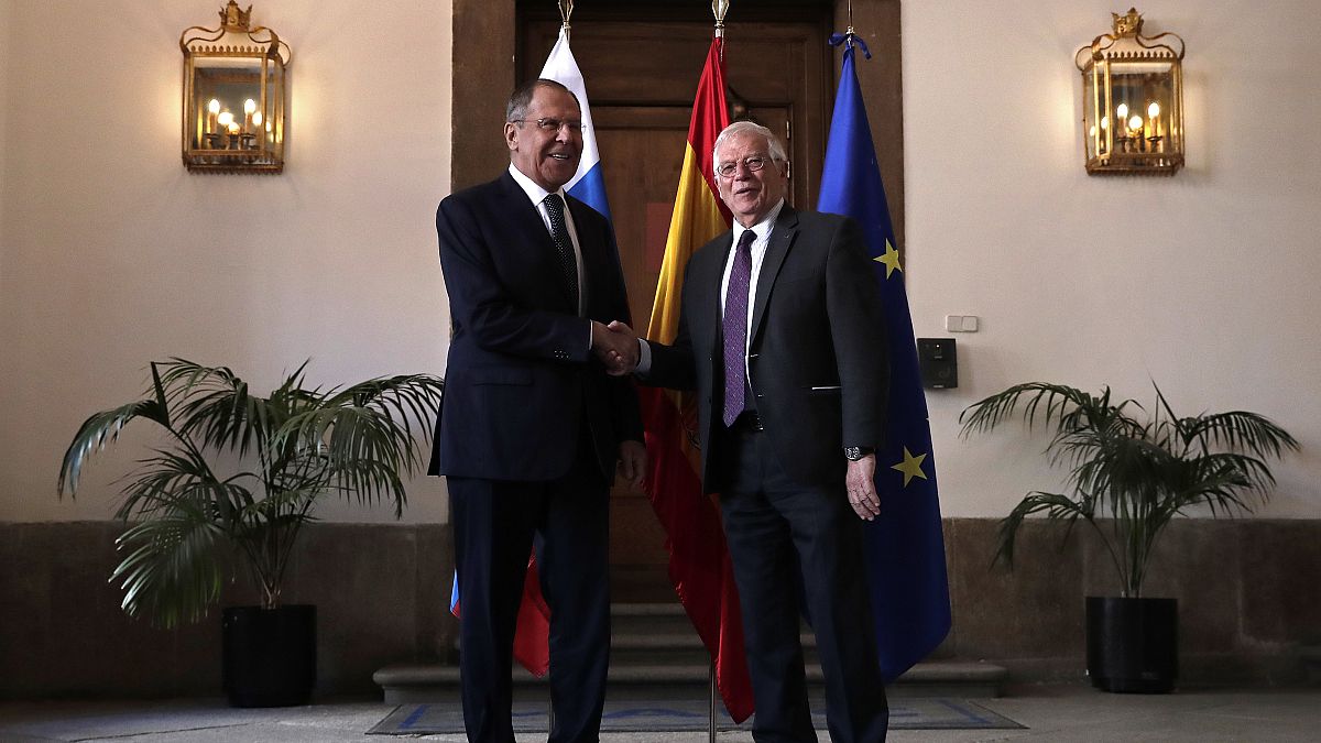 Relações entre União Europeia e Rússia atingem "ponto muito baixo"