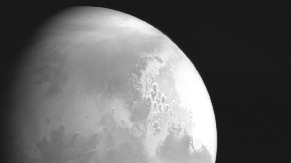 أول صورة للمسبار الصيني من المريخ