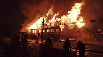 Das Rathaus der chilenischen Stadt Panguipulli wurde bei den Krawallen in Brand gesteckt