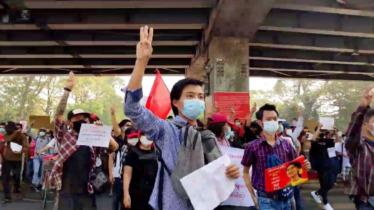 تظاهرات روز یکشنبه در یانگون