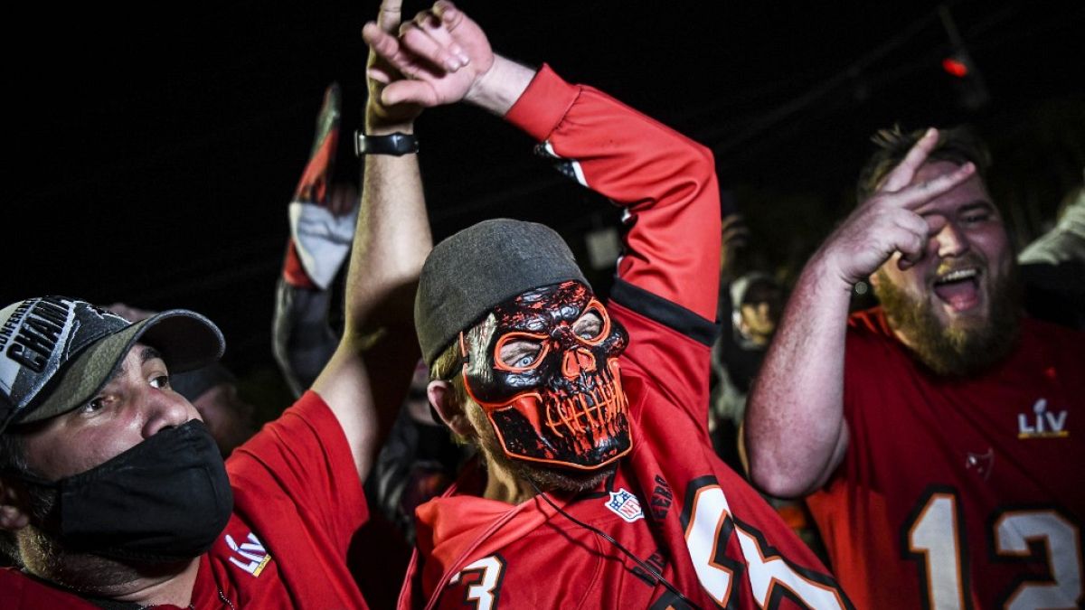 Aficionados de Tampa Bay celebran la victoria