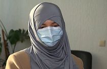 Aus Syrien in die Ukraine heimgekehrte Frau, die sagt: "Der IS war eine Falle"