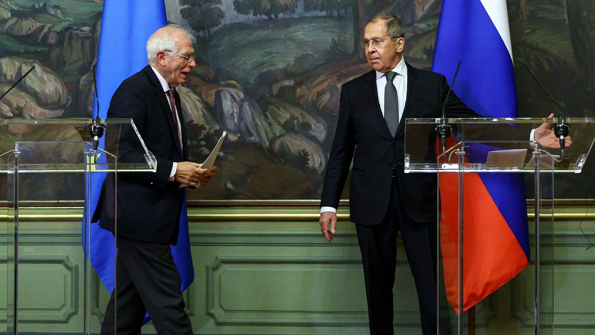 Archives : Le chef de la diplomatie européenne Josep Borrell et Sergueï Lavrov, le ministre russe des Affaires étrangères, le 5 février à Moscou