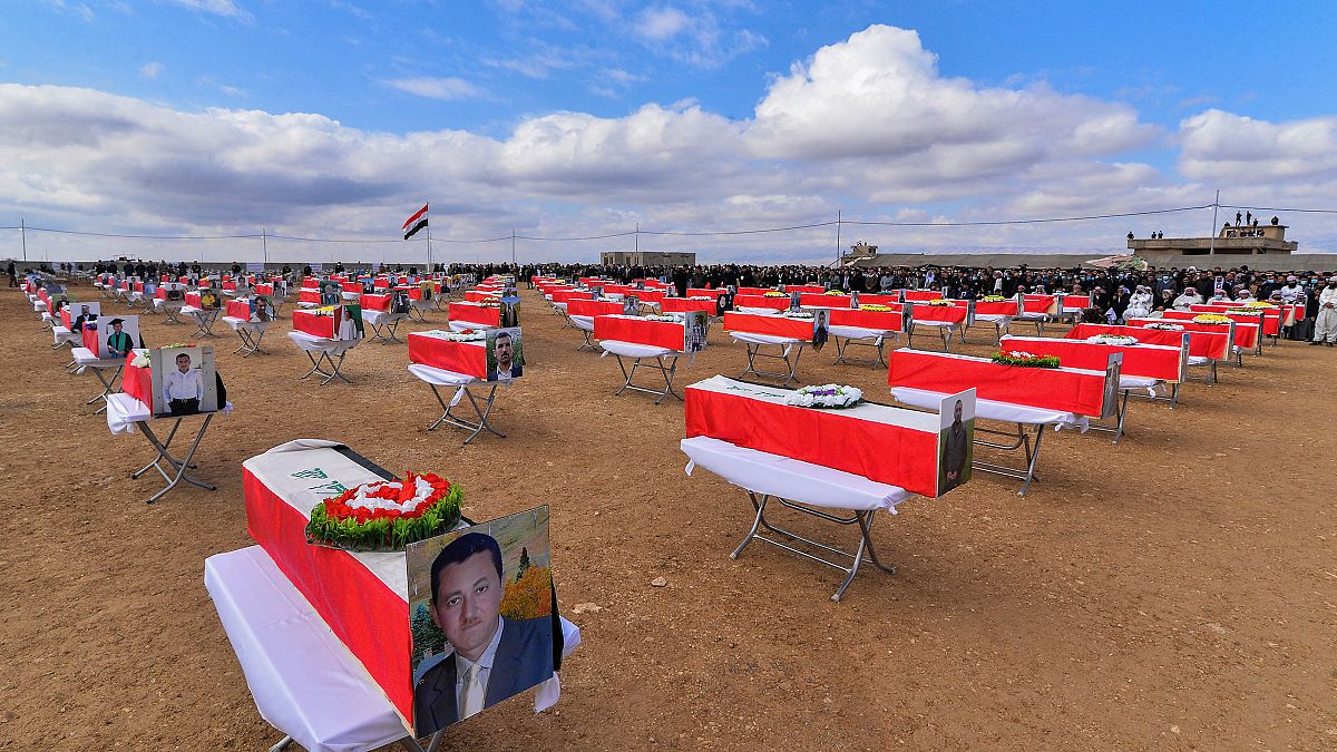 بقایای قربانیان ایزدی داعش پس از شش سال در مراسمی به خاک سپرده شد