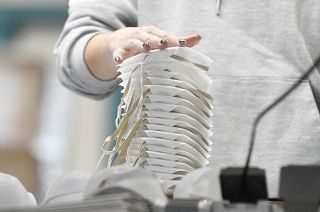 Indústria têxtil portuguesa teme impacto das máscaras FFP2