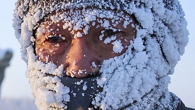 Mann im kältesten Ort Sibiriens: Oimjakom