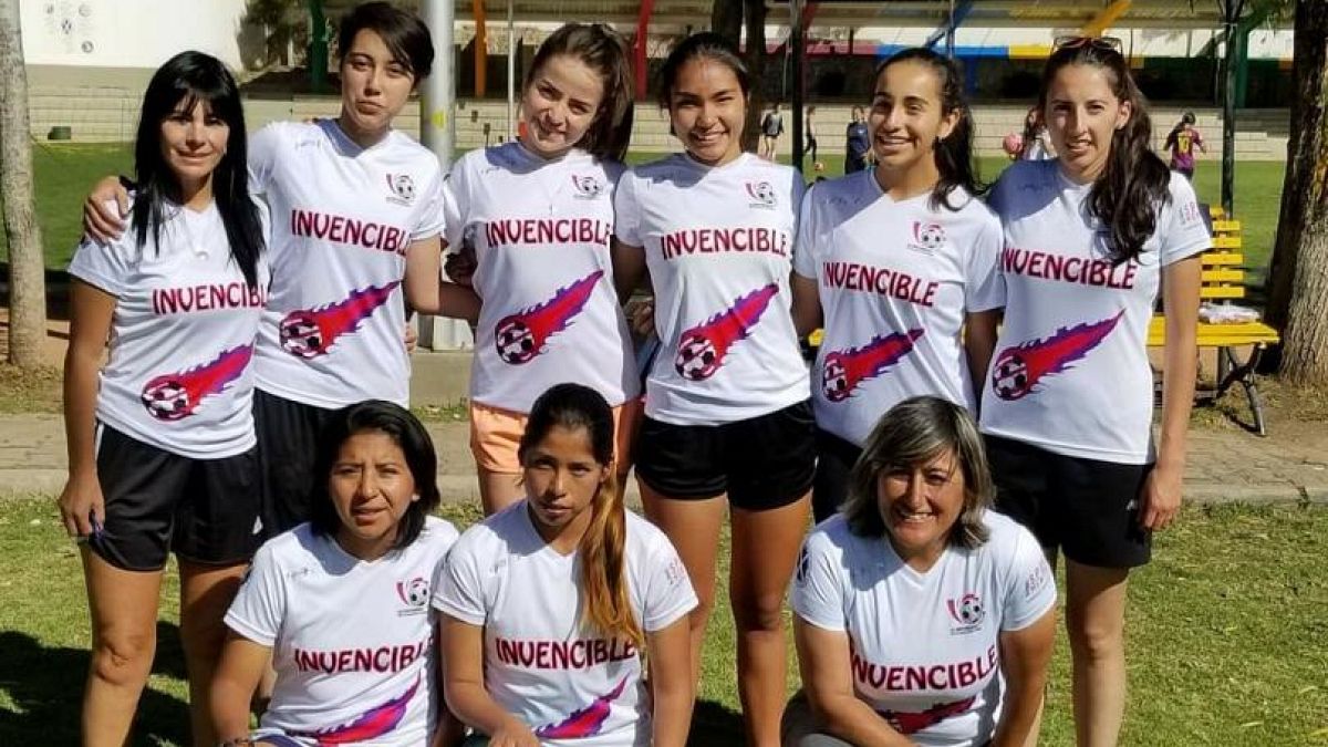 آکادمی فوتبال زنان در بولیوی