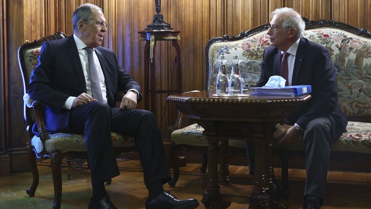 Archives : Sergueï Lavrov, le ministre russe des Affaires étrangères, et Josep Borrell, le chef de la diplomatie de l'UE, le 5 février à Moscou