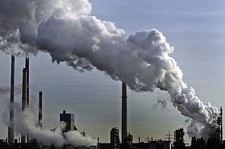 A produção industrial caiu 8% na União Europeia em 2020