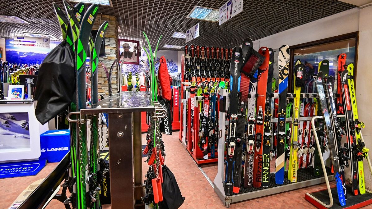 Crise du secteur du ski : l'hiver est rude aussi pour les sous-traitants et les équipementiers