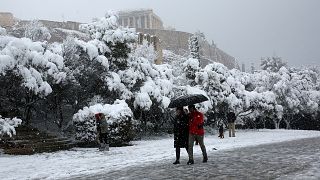 Χιονισμένη η Ακρόπολη από την επέλαση της "Μήδειας"