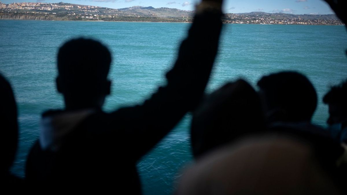 Des migrants secourus par l'ONG Open Arms ont débarqué en Sicile