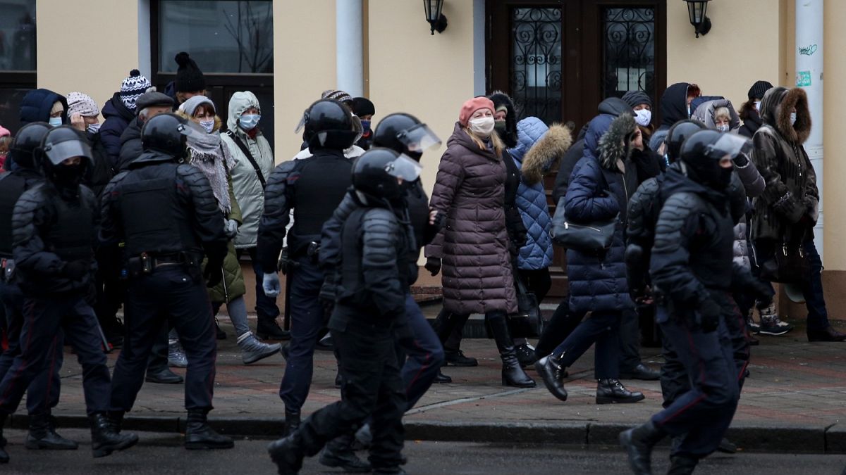 سرکوب مخالفان در مینسک 