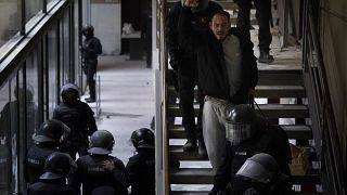 Krala hakaretten hapis cezası verilen İspanyol rapçi gözaltına alındı