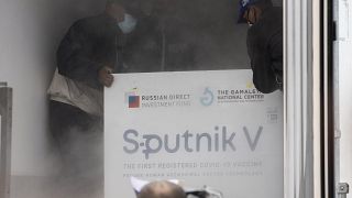 Eine Lieferung russischer Sputnik-Impfstoffe bei der Ankunft in Venezuela