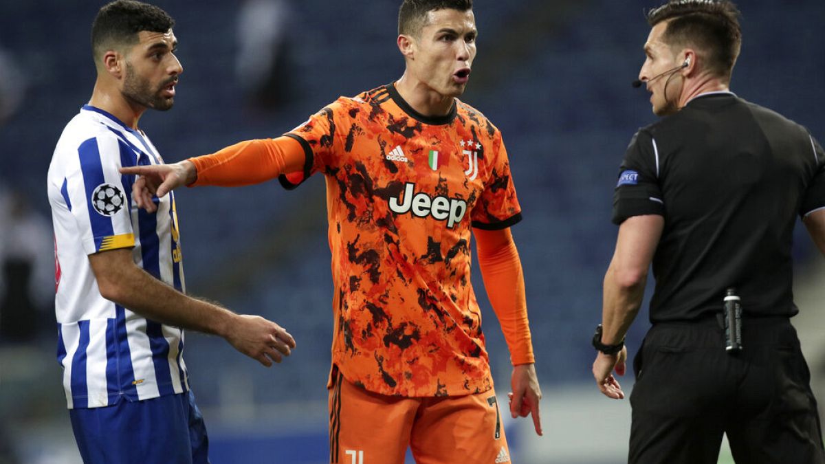 Cristiano Ronaldo pediu pénalti no final do encontro