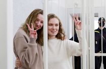 Bebörtönöztek két belarusz újságírót