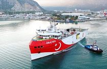 Oruç Reis sismik araştırma gemisinin Doğu Akdeniz'deki faaliyetleri Yunanistan ile Türkiye arasındaki ilişkilerde tansiyonu artırmıştı.