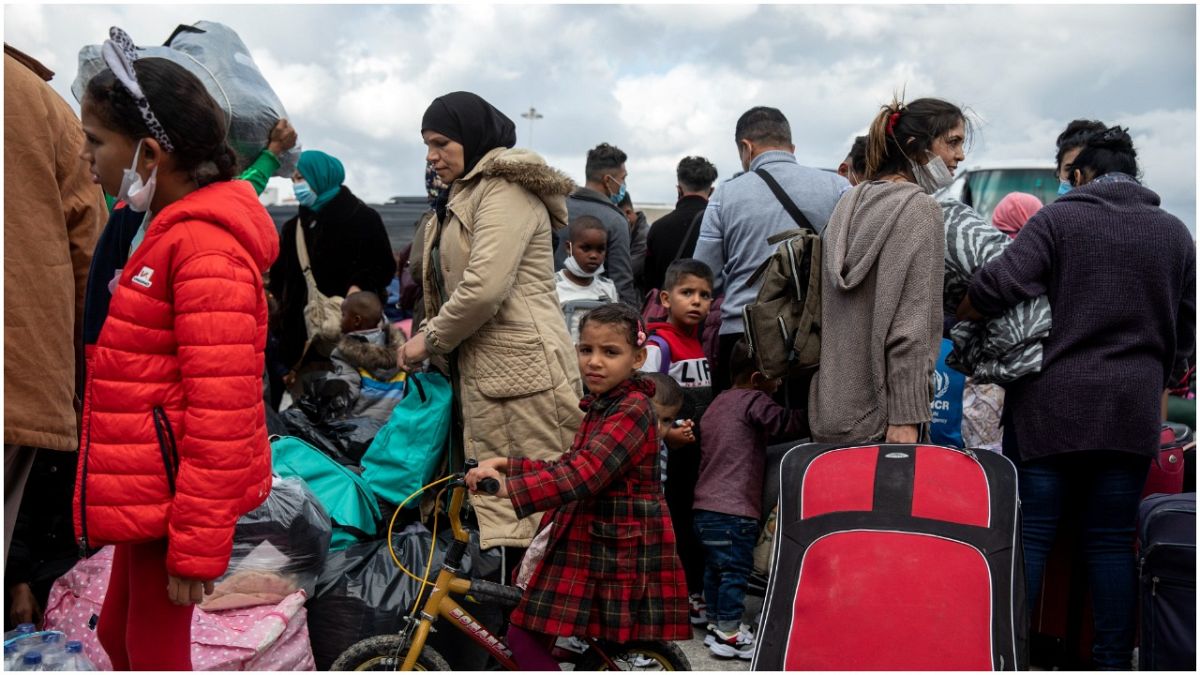 لاجئون قرب ميناء لافريو ، جنوب أثينا، 1 نوفمبر / تشرين الثاني 2020