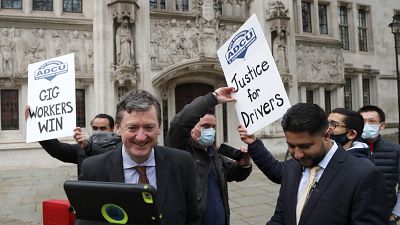 Legfelsőbb bírósági döntés a brit Uber-sofőrök ügyében