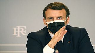 Le président Macron pour l'envoi de 13 millions de vaccins en Afrique