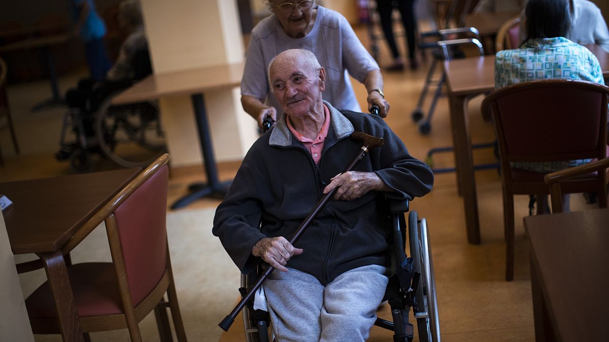 دار رعاية لكبار السن في لييج ، بلجيكا