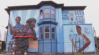Mural honors women of the Black Panther Party