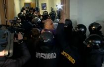 Erőszakos műveletté fajult az ellenzéki vezető letartóztatása Tbilisziben