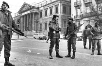 ساختمان پارلمان اسپانیا در محاصره نیروهای مسلح در روز کودتای ۱۹۸۱