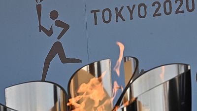 شاهد: رحلة شعلة أولمبياد طوكيو تبدأ في 25 مارس بحضور جماهيري ولكن دون هتافات 