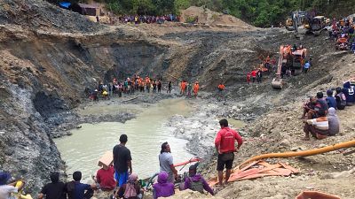 انهيار منجم بجزيرة سولاوسى، إندونيسيا