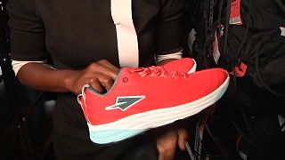 Des chaussures de sport "made in Kenya" font recette