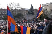 La oposición armenia pide que dimita el primer ministro, Nikol Pashinián