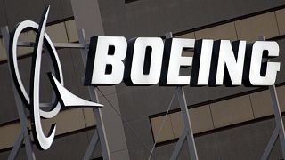 Archives : logo de Boeing, sur l'une des installations de la compagnie située à El Segundo, en Californie, le 25 janvier 2011