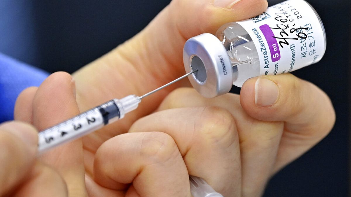 Deutschland stoppt AstraZenica-Impfung wegen möglicher Nebenwirkungen