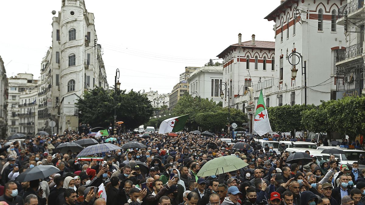 متظاهرون في الجزائر العاصمة