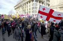 Folytatódnak az ellenzéki tüntetések Grúziában