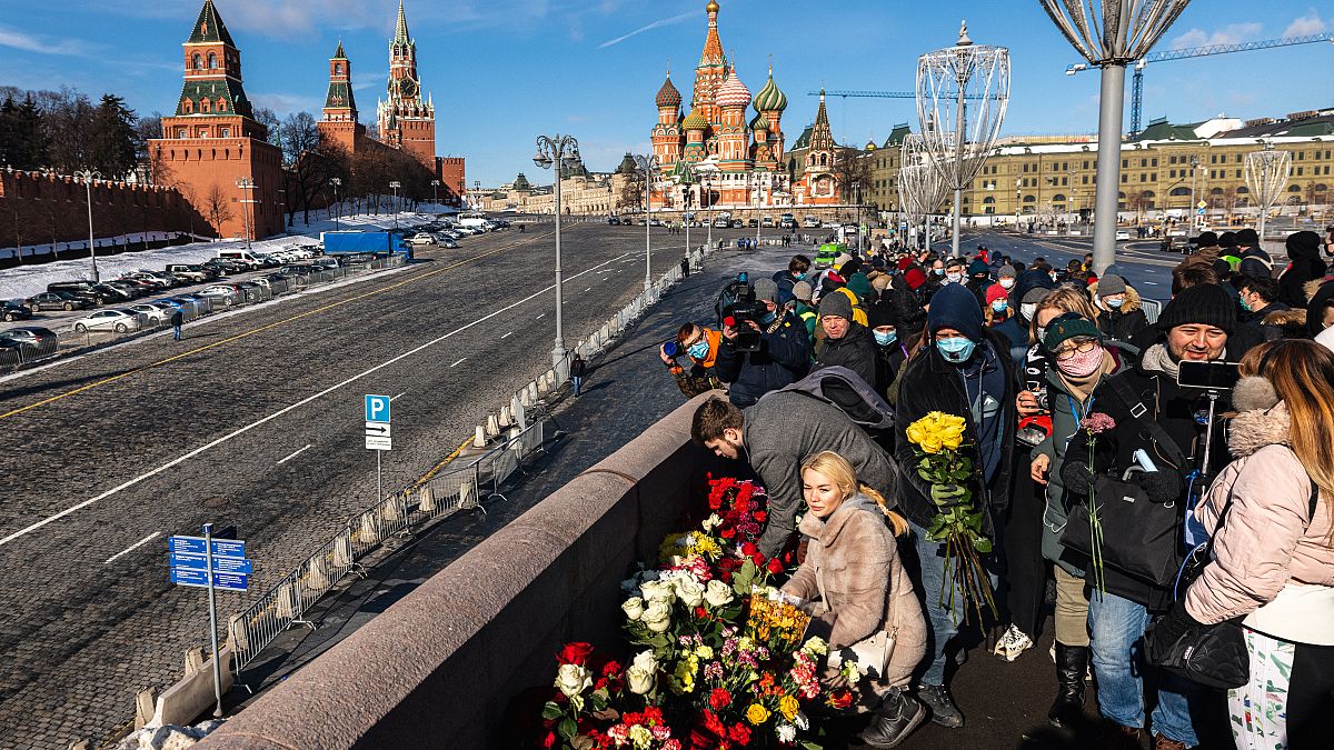 روس يحيون ذكرى اغتيال المعارض بوريس نيمتسوف