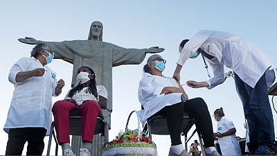 Brasil já vacinou mais de 6,7 milhões de pessoas com a primeira dose 