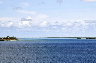 Seicheles apontam para "imunidade coletiva" em março