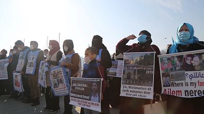 Uygur Türklerinin, Çin’in İstanbul Başkonsolosluğu önündeki eylemi üçüncü ayında