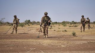Burkina Faso : une ambulance saute sur une mine, bilan de quatre morts