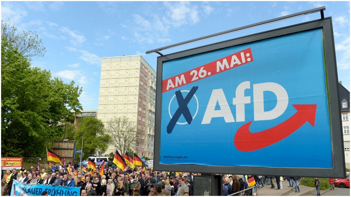 مناصرون  لحزب "البديل من أجل ألمانيا" في مدينة إيرفورت/ألمانيا ، 1 مايو 2019