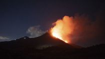 El volcán Pacaya escupiendo lava. 3/3/2021